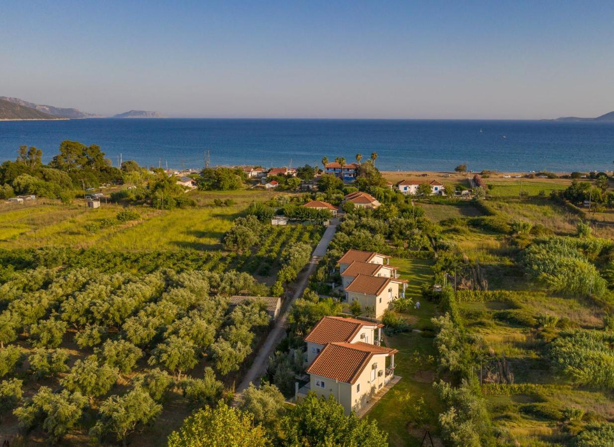 Cavo Gallo Finikounta Exterior photo